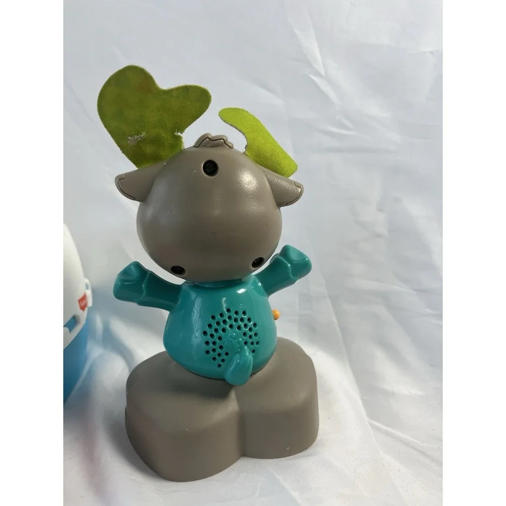 Fisher Price Linkimals Moose +‎ Tap Turn Bench Bundle